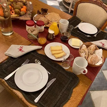 Manoir De Kerledan * カレ・プルゲール